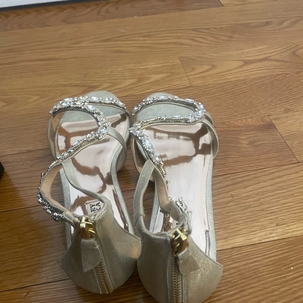 Sandals - Picture 6 of 6